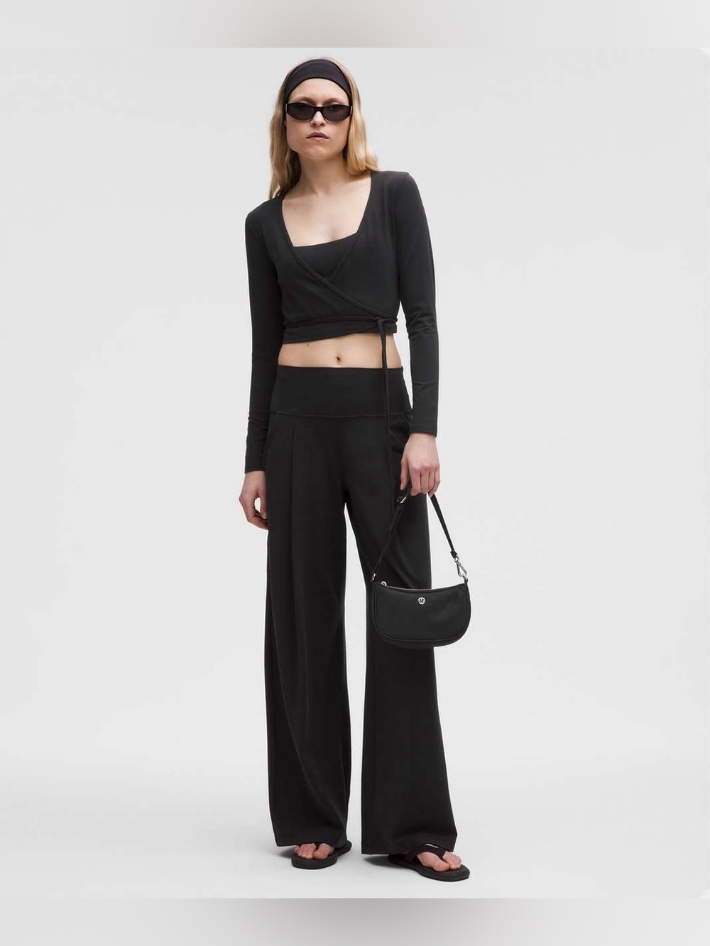 NWOT Lululemon Align Palazzo Pant *Regular 32”
Black size 10